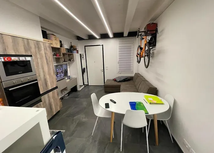 La Violetta Montemerlo Apartment
